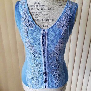 Bette Paige Blue sleeveless top with white embroidery and lace, Large